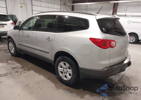 2012 Chevrolet Traverse Ls z USA, uszkodzony, nr VIN 1GNKRFED1CJ140612
